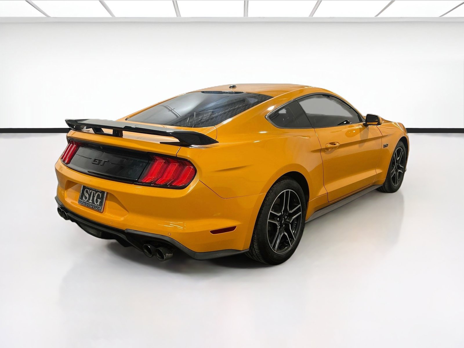 Used 2019 Ford Mustang GT RWD image 4