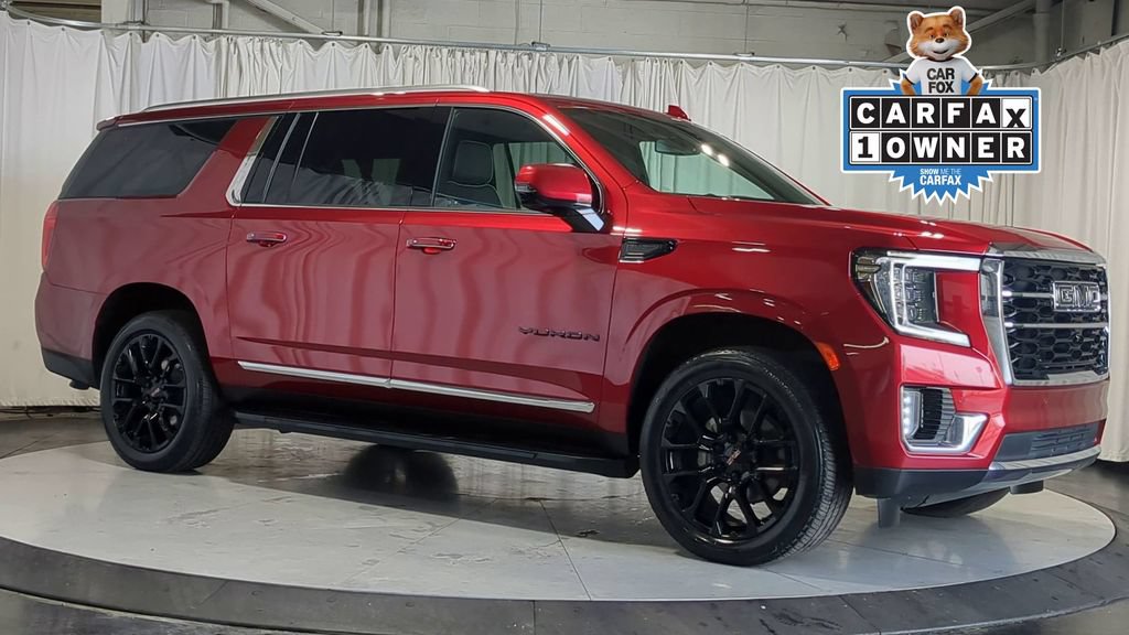 Used 2023 GMC Yukon XL SLT w/ SLT Luxury Package AWD/4WD image 2