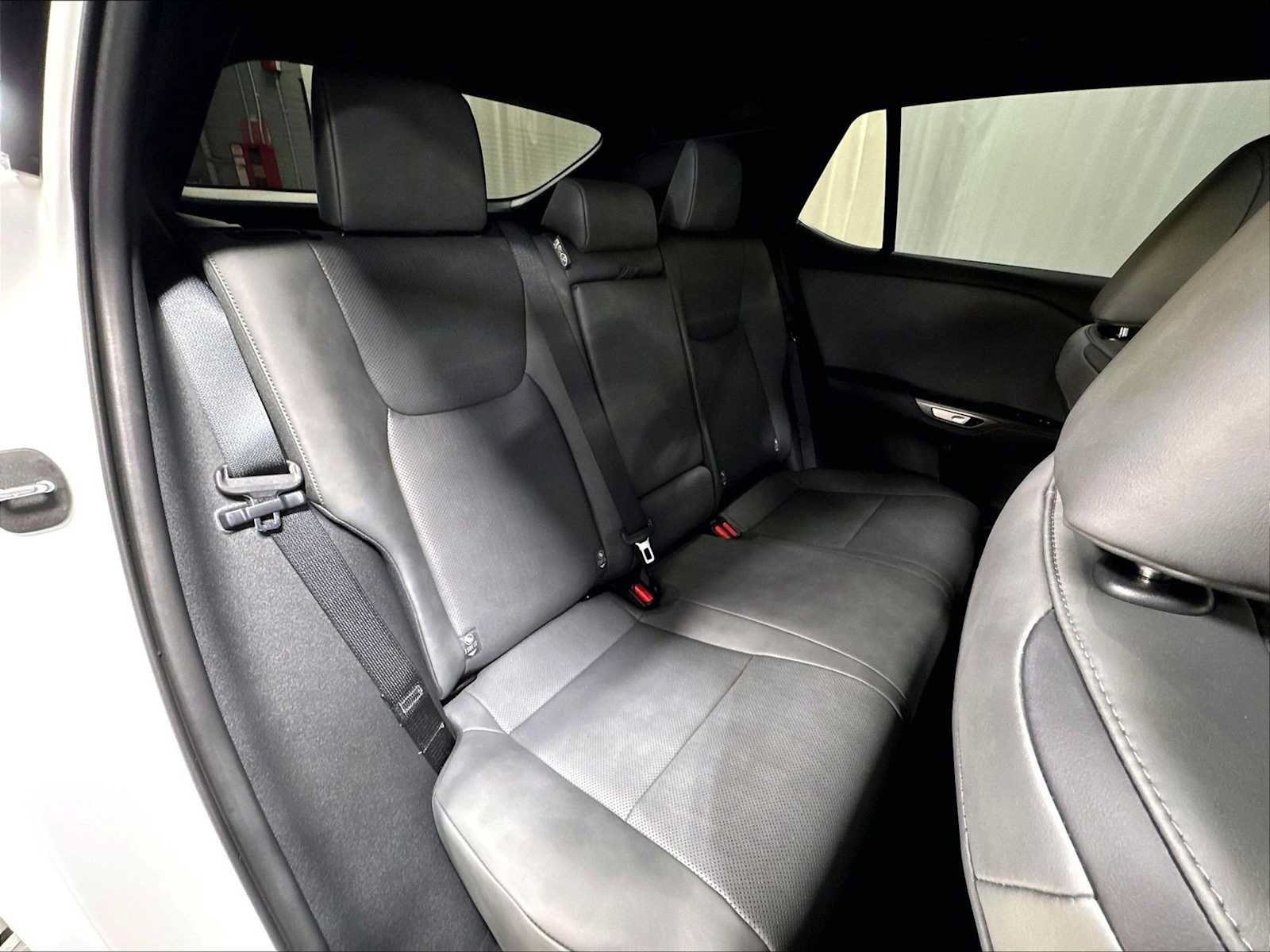 Used 2026 Lexus RZ 350e 2WD w/ Accessory Package (Z1) image 31
