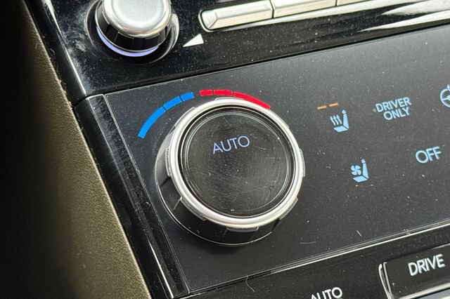 Used 2025 Hyundai Santa Fe Calligraphy AWD/4WD image 30