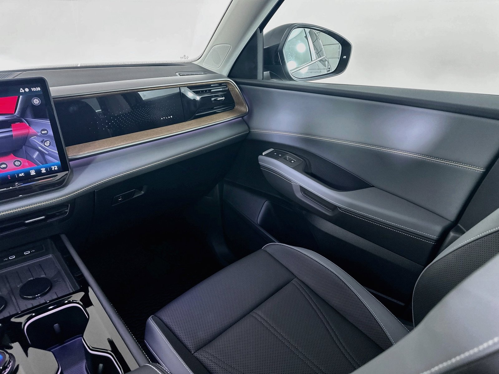 New 2027 Volkswagen Atlas SE AWD/4WD image 22
