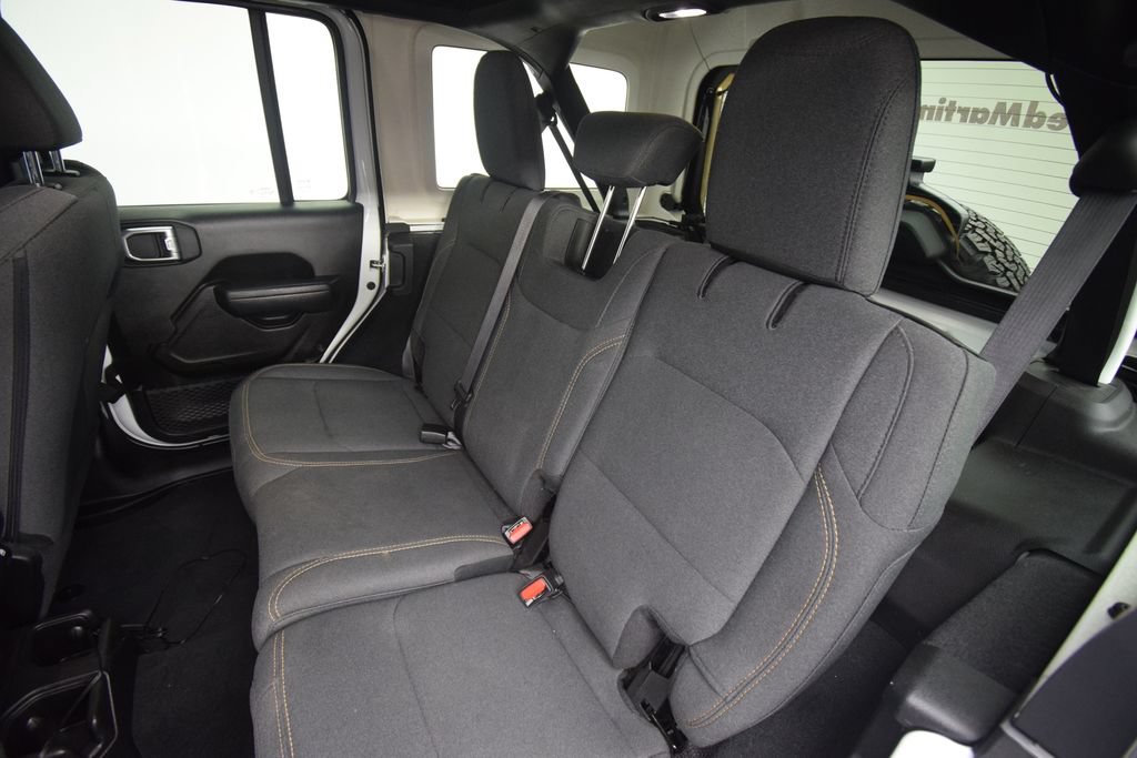 Used 2024 Jeep Wrangler Unlimited Sport AWD/4WD image 24