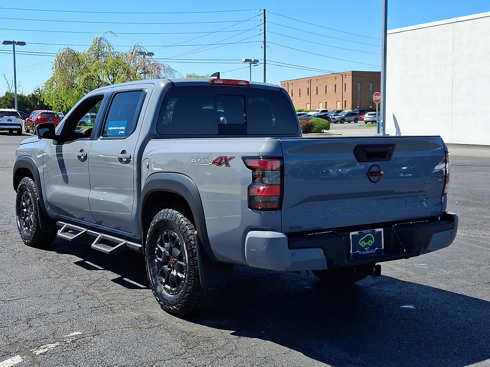 Used 2023 Nissan Frontier PRO-4X w/ Pro-4X Premium Package AWD/4WD image 4