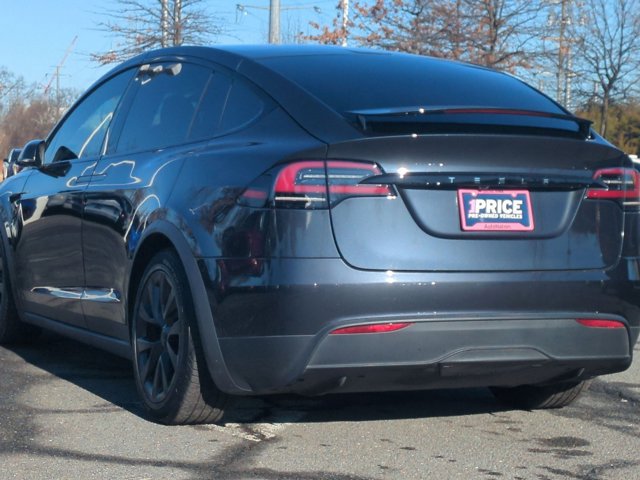 Used 2024 Tesla Model X image 8