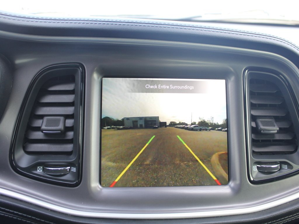 Used 2022 Dodge Challenger R/T w/ Plus Package image 5