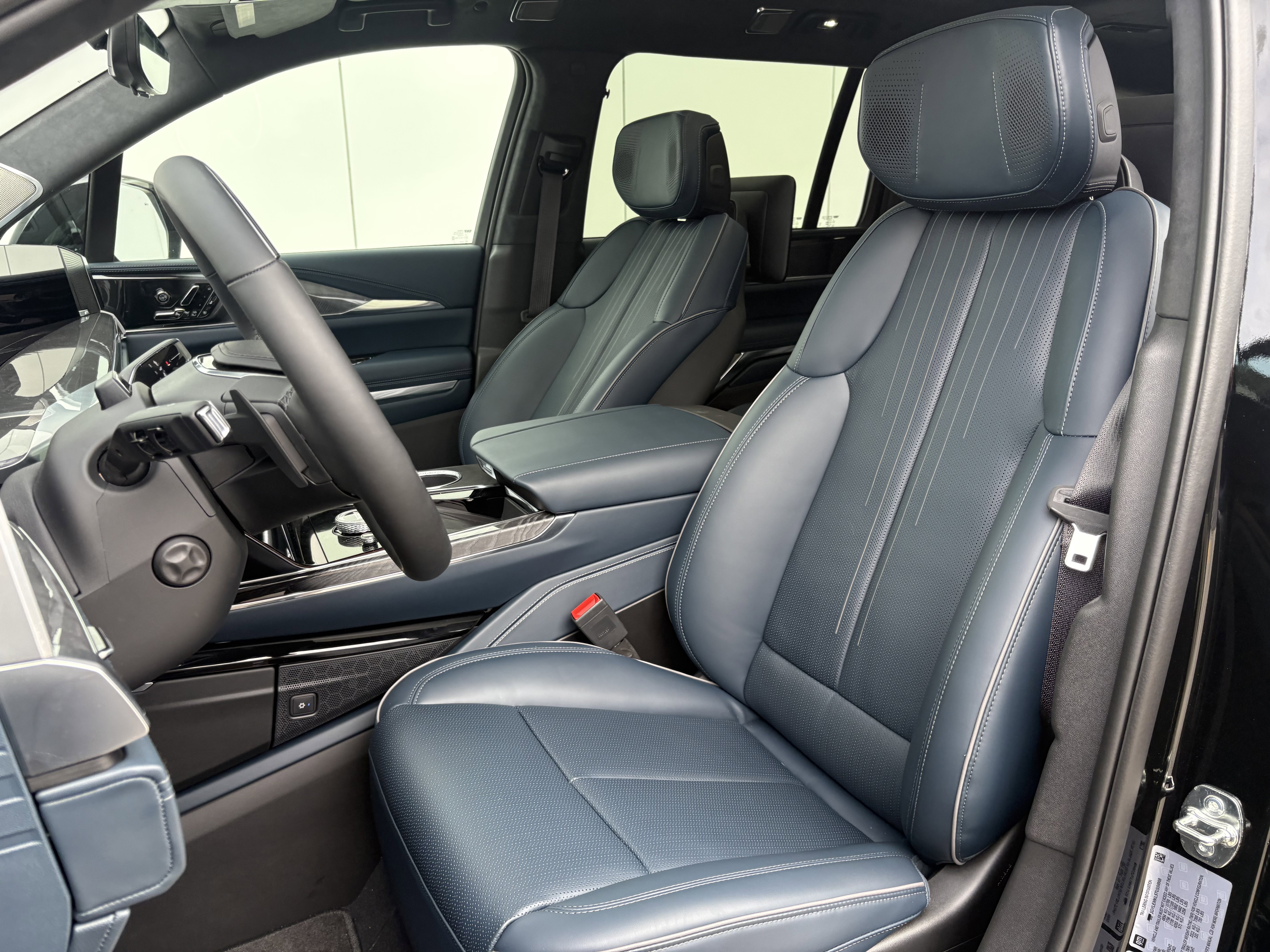 New 2026 Cadillac Escalade IQL Sport 2 image 13