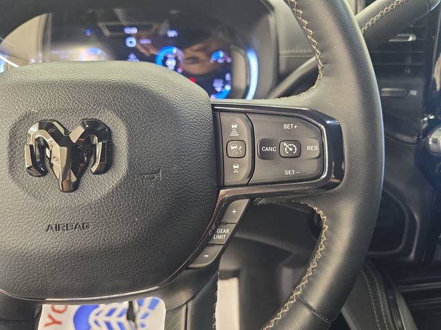 Used 2024 RAM 2500 Limited AWD/4WD image 36