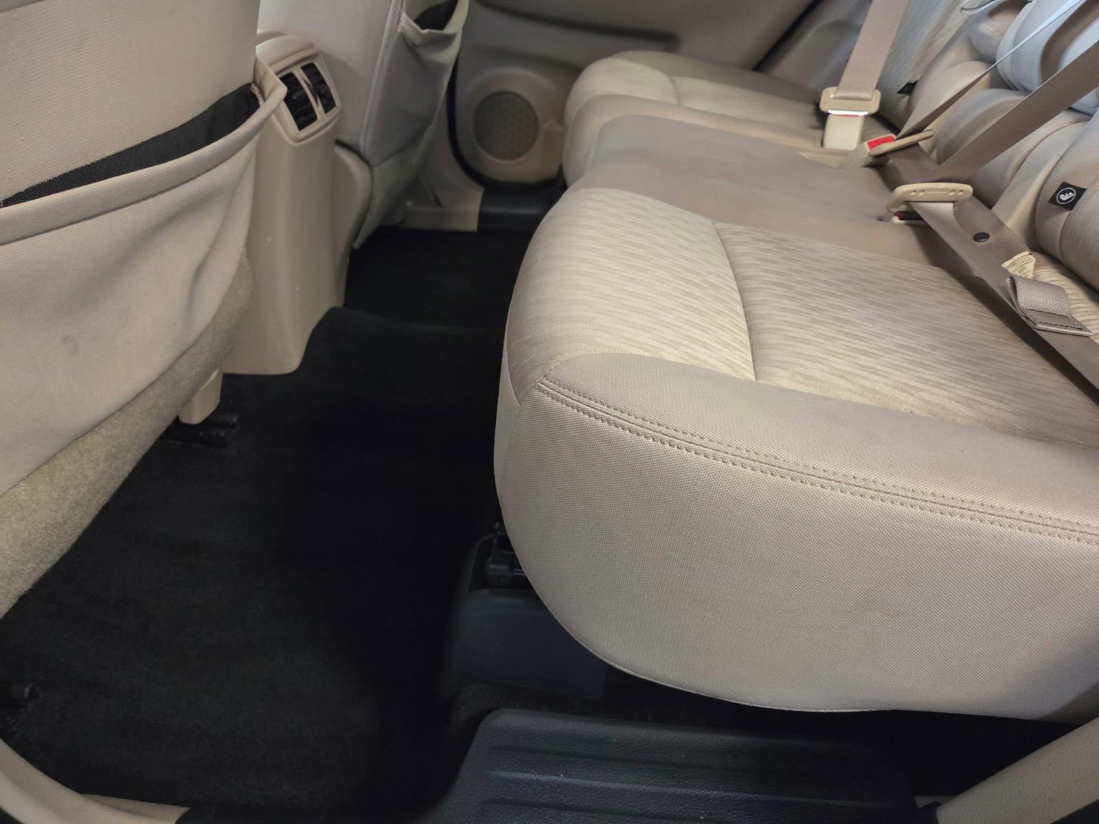 Used 2017 Nissan Rogue SV w/ SV Premium Package image 42