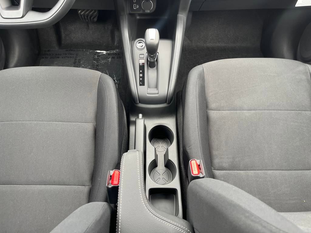 New 2025 Nissan Kicks Play S image 28