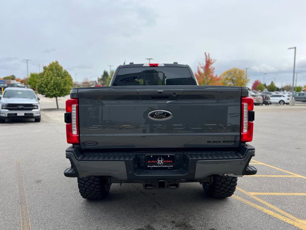 New 2026 Ford F250 Lariat w/ Black Appearance Package image 7