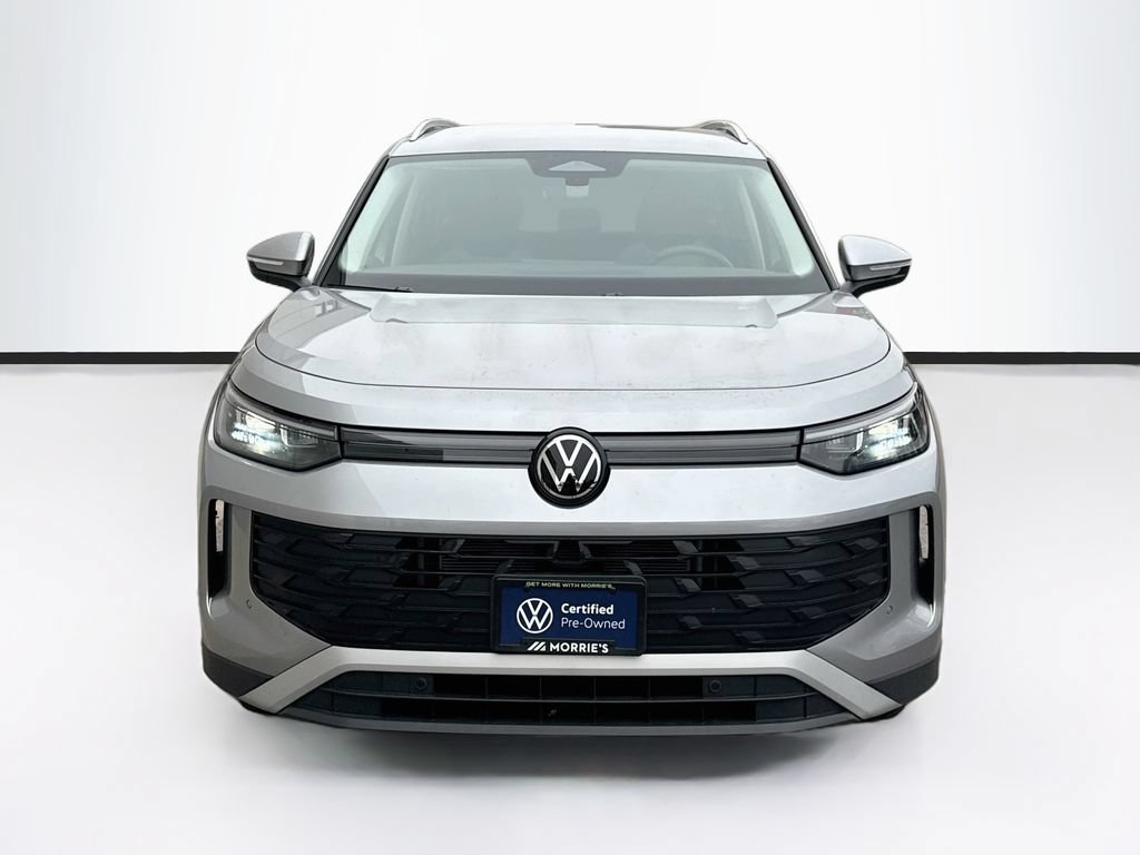 Certified 2025 Volkswagen Tiguan S AWD/4WD image 2