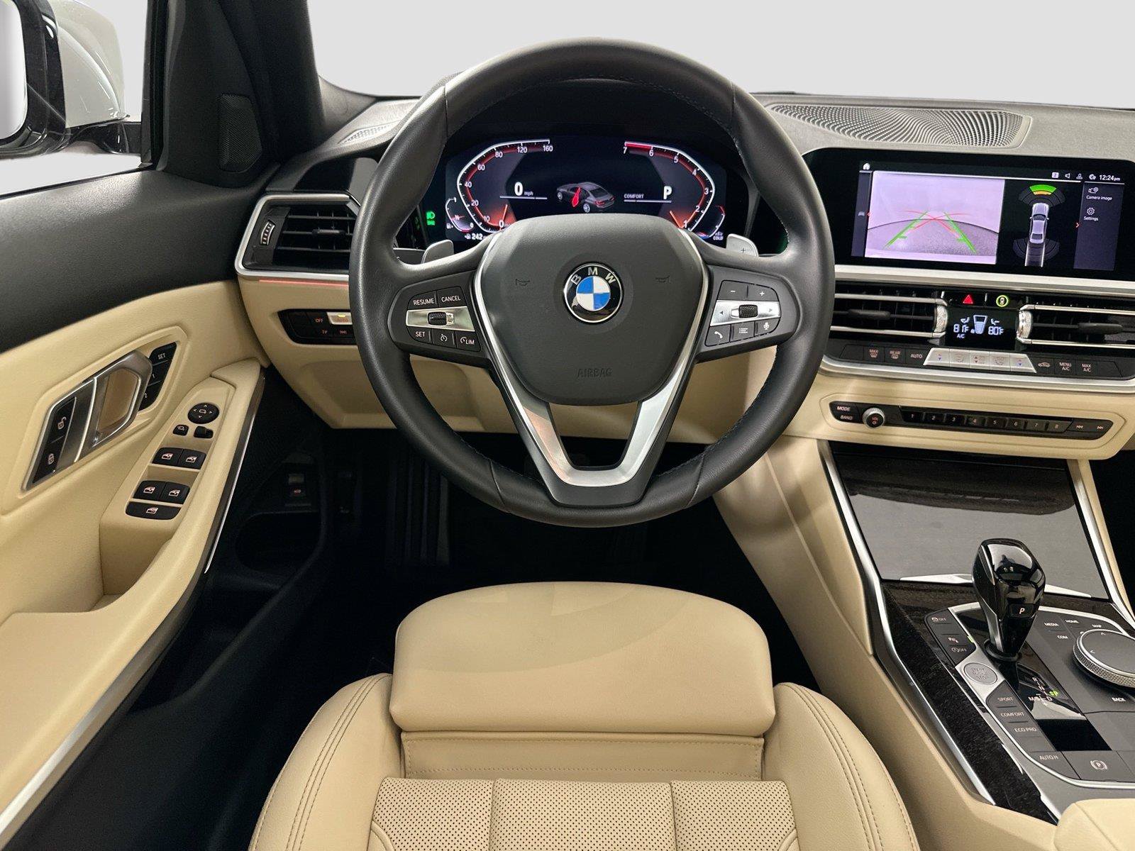Used 2022 BMW 330i Sedan w/ Driving Assistance Package RWD image 22
