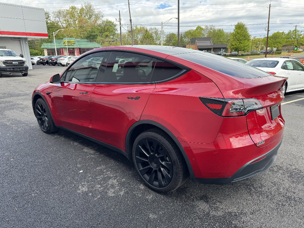 Used 2023 Tesla Model Y Long Range AWD/4WD image 7
