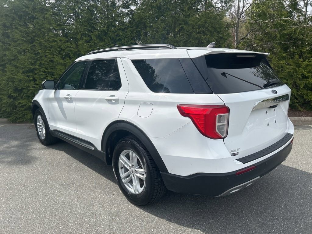 Used 2024 Ford Explorer XLT w/ Equipment Group 202A image 23