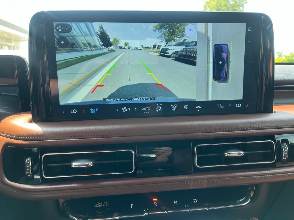 Used 2025 Lincoln Aviator Reserve w/ Jet Appearance Package AWD/4WD image 33