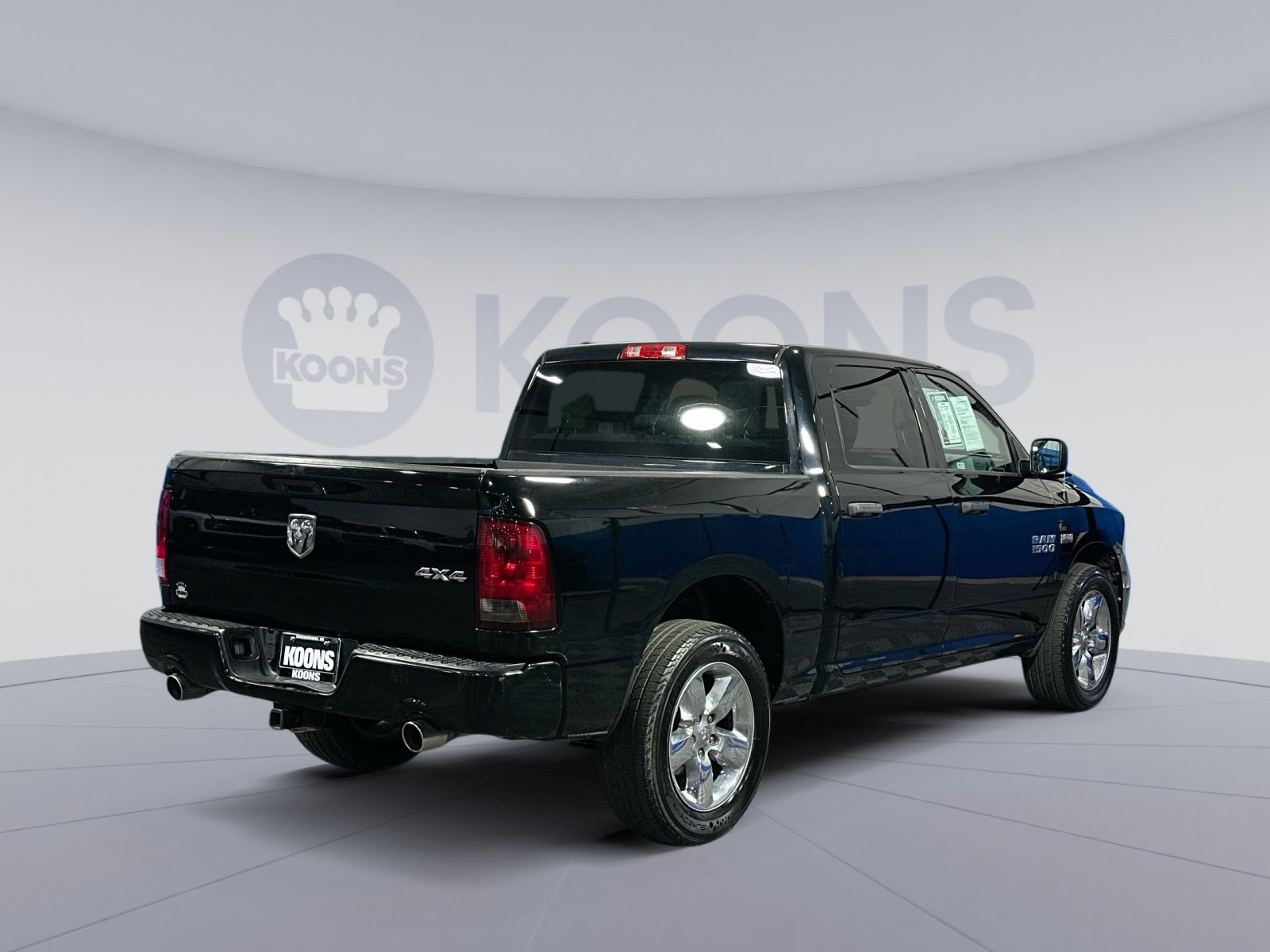 Used 2015 RAM 1500 Express image 7