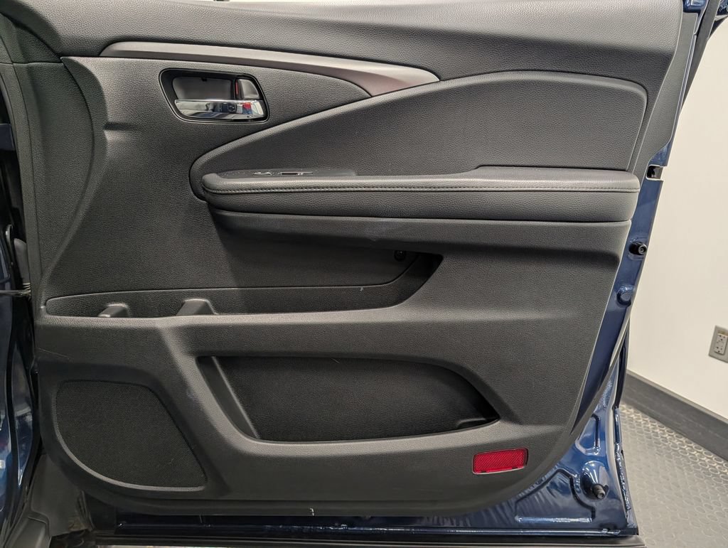 Used 2019 Honda Passport EX-L image 27