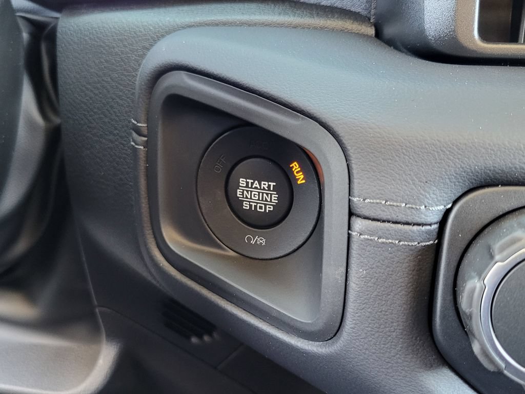 New 2026 Jeep Gladiator Mojave AWD/4WD image 10