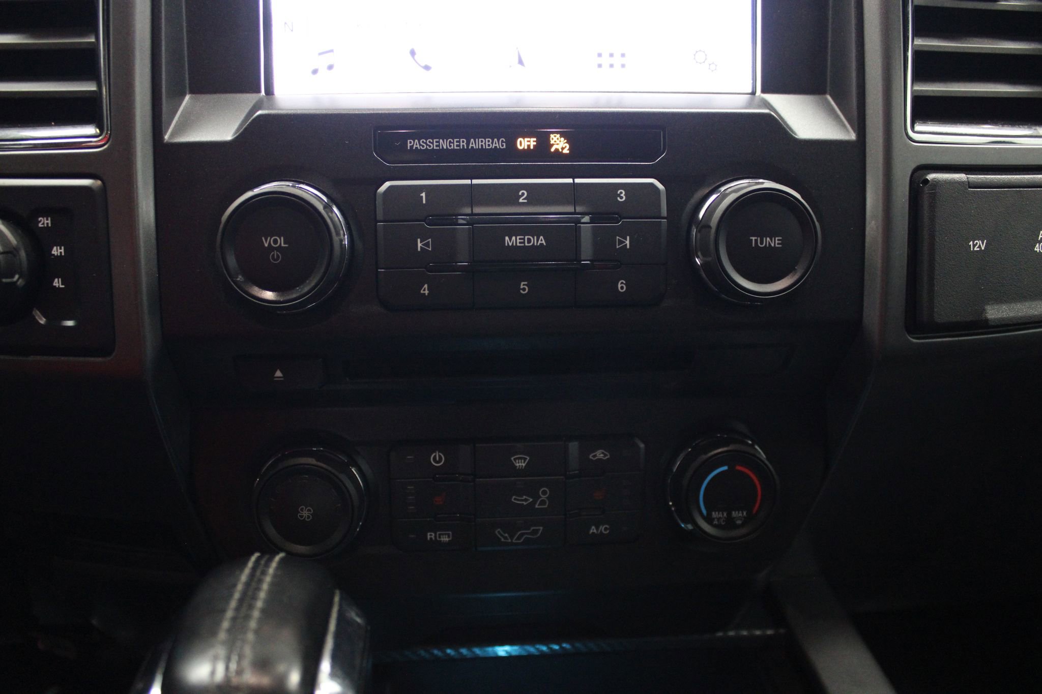 Used 2018 Ford F150 XLT w/ Equipment Group 302A Luxury image 29