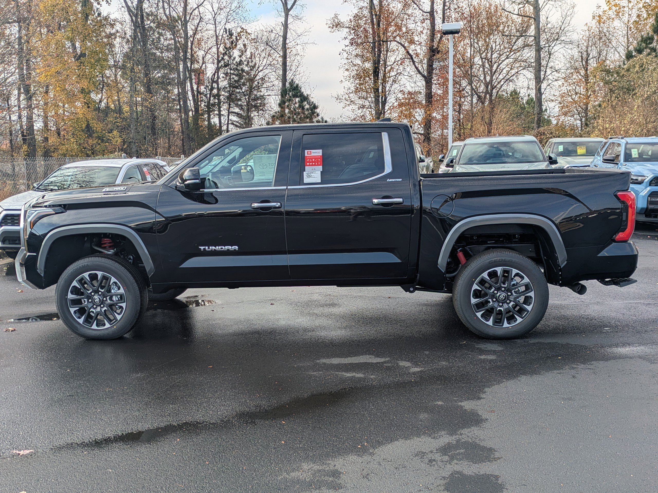 New 2026 Toyota Tundra Limited AWD/4WD image 7