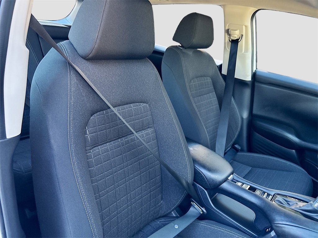 Used 2024 Honda HR-V LX image 25