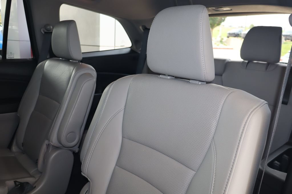 Used 2022 Honda Pilot Elite image 41