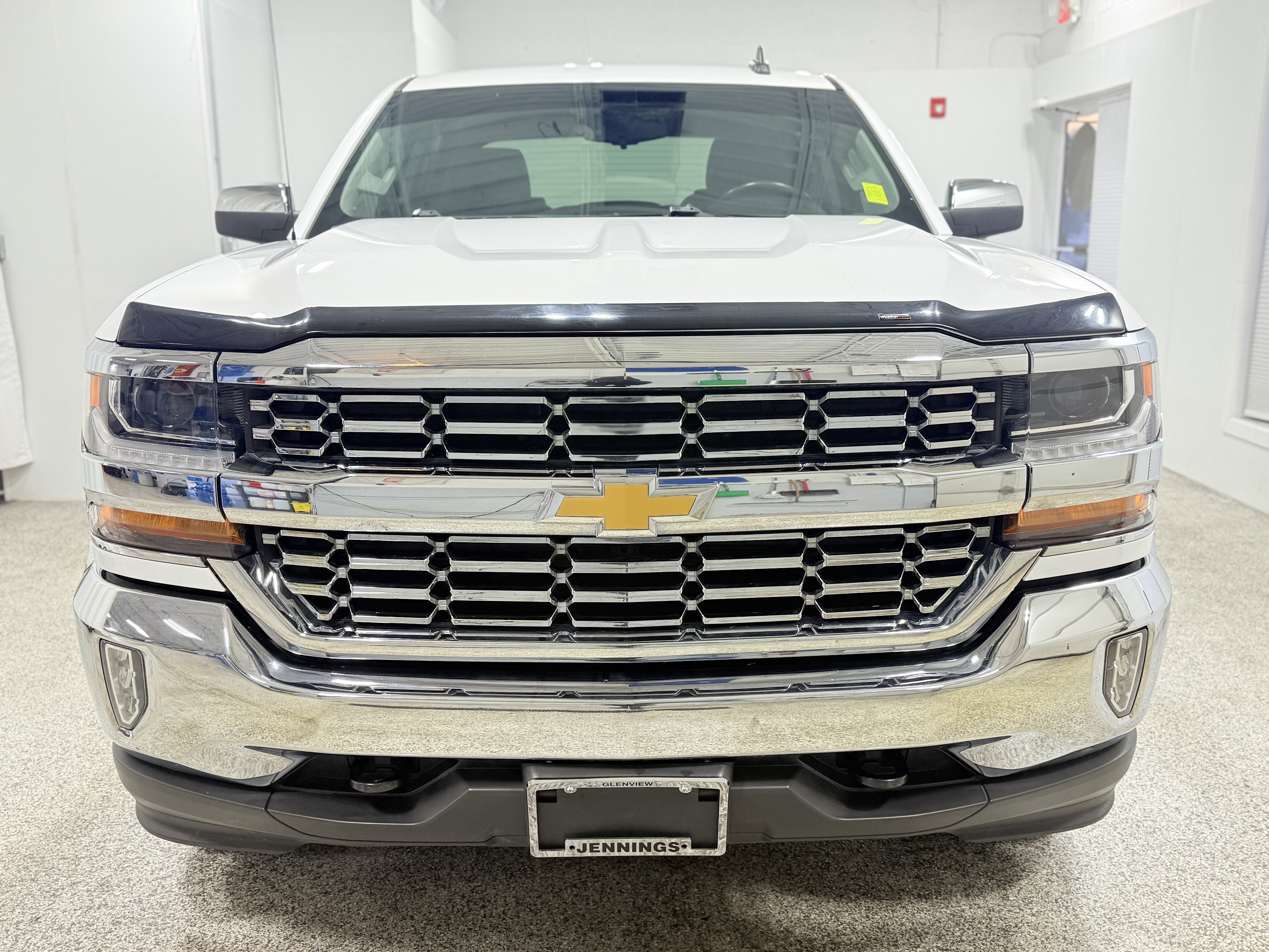 Used 2017 Chevrolet Silverado 1500 LT w/ LT Eassist Package image 2