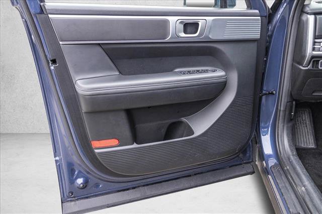 Used 2025 Hyundai Santa Fe SEL image 12