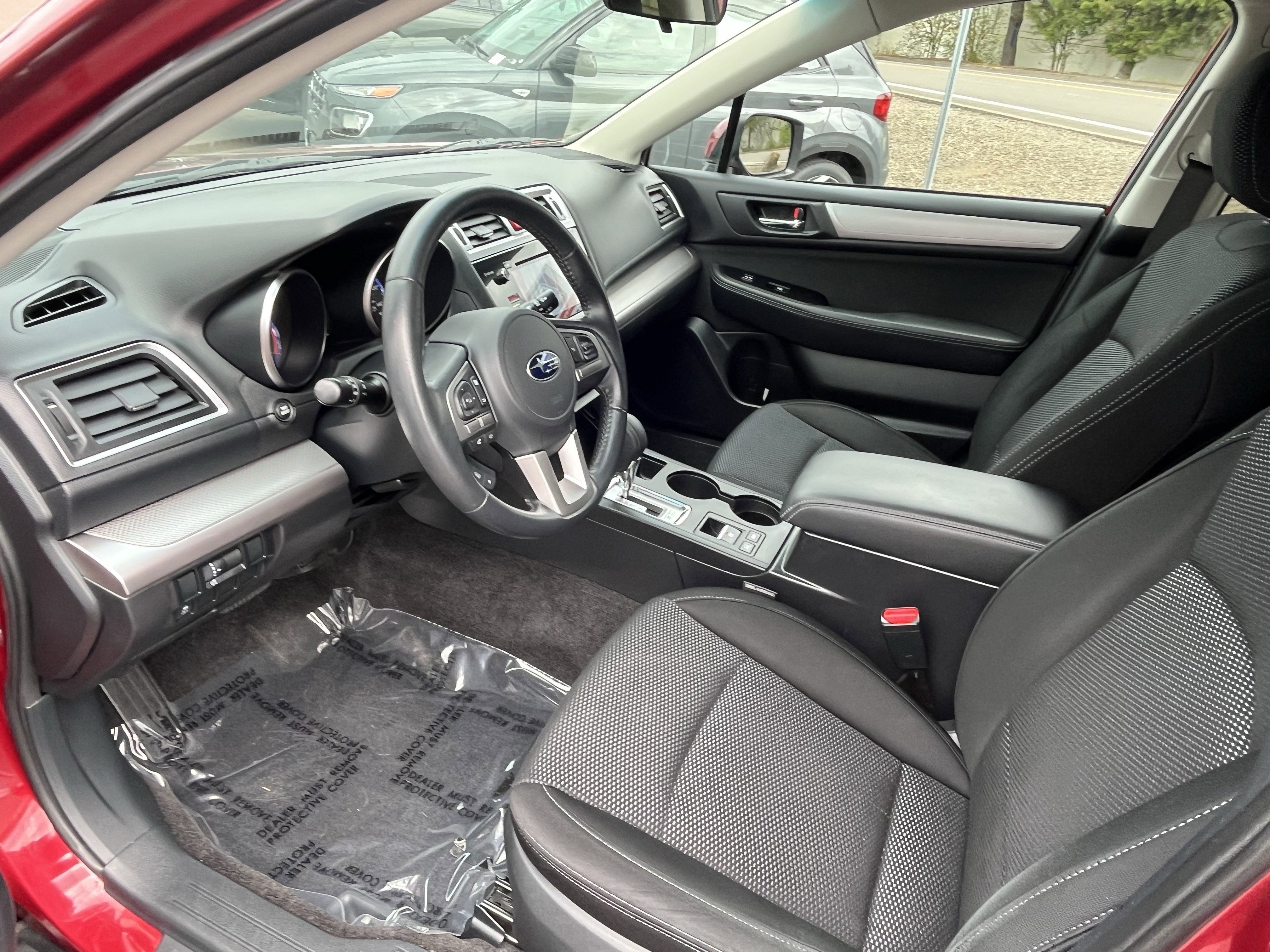 Used 2015 Subaru Outback 2.5i Premium AWD/4WD image 9