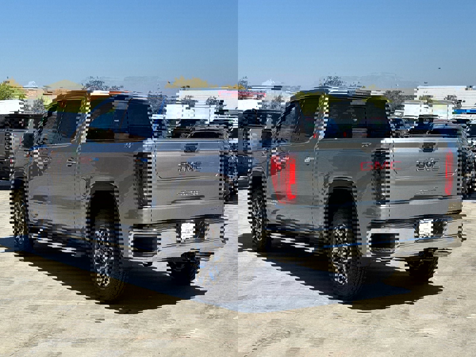 New 2026 GMC Sierra 1500 SLT w/ SLT Premium Plus Package image 12