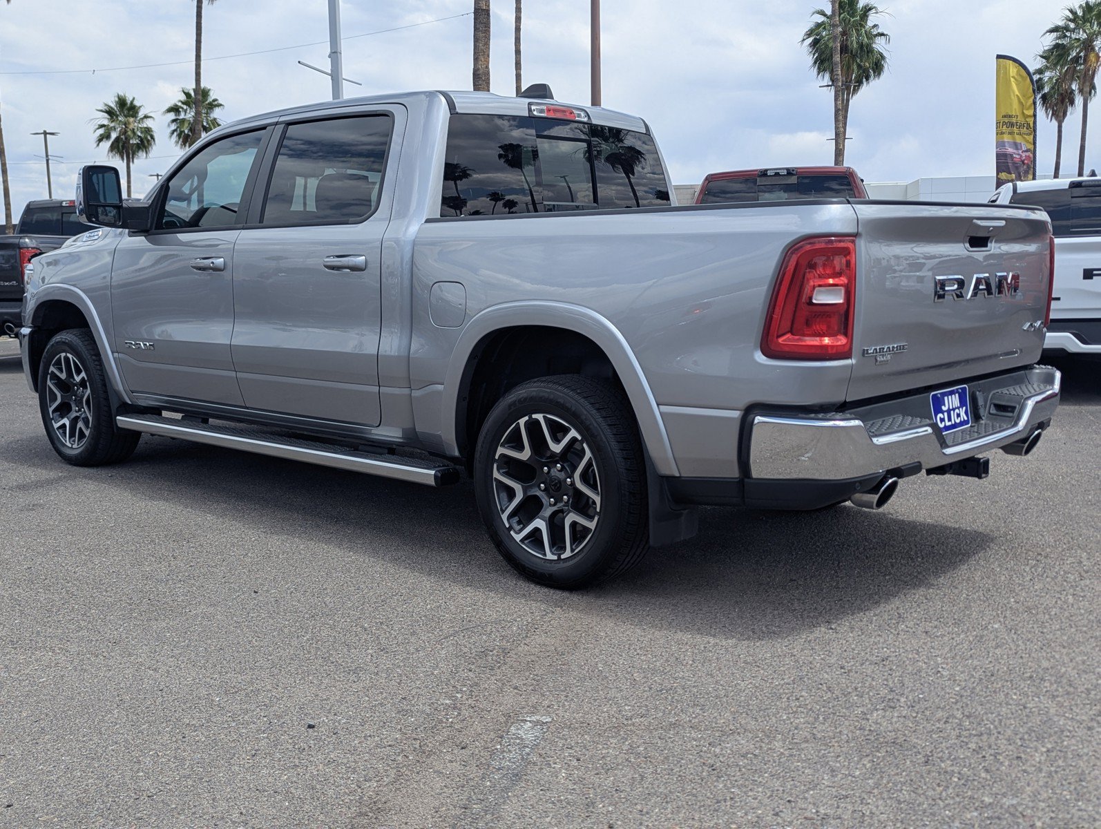 Used 2025 RAM 1500 Laramie w/ Trailer Tow Group AWD/4WD image 4