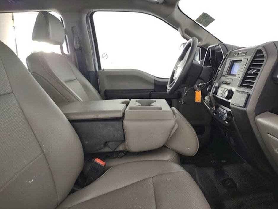 Used 2022 Ford F250 XL w/ Power Equipment Group AWD/4WD image 18