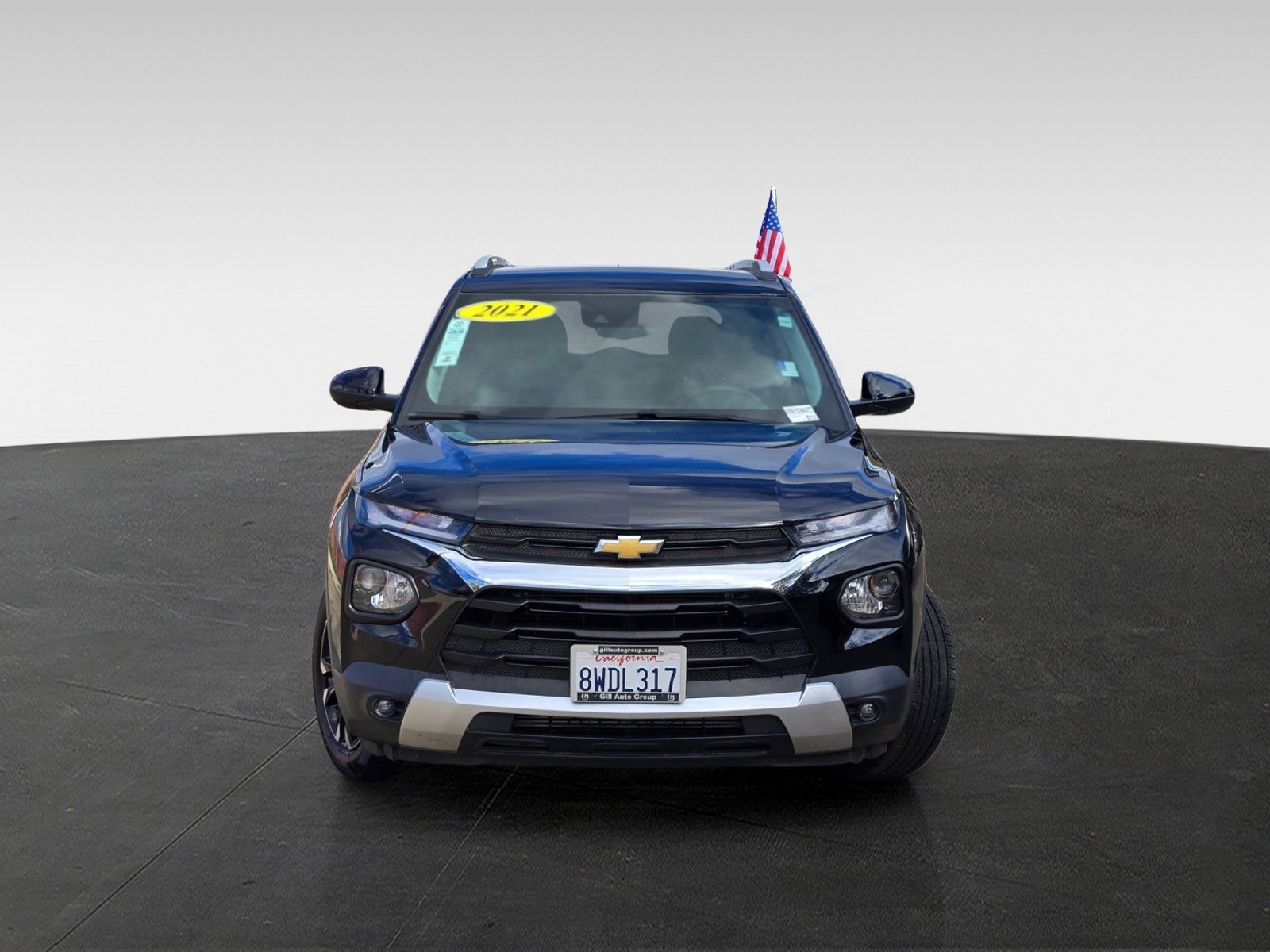 Used 2021 Chevrolet TrailBlazer LT w/ Premium Seating Package image 2