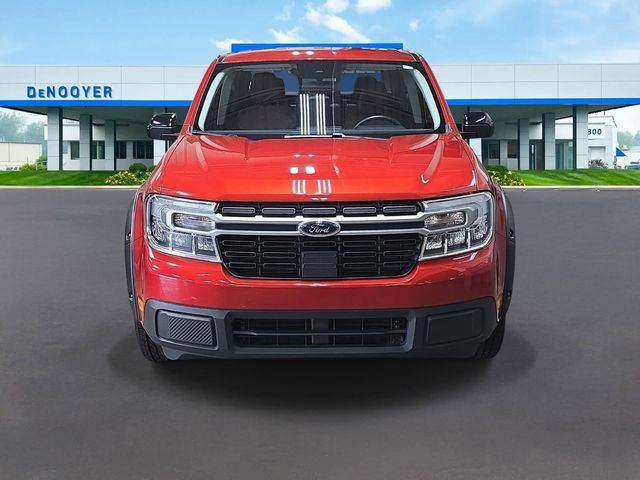 Used 2024 Ford Maverick Lariat FWD image 2