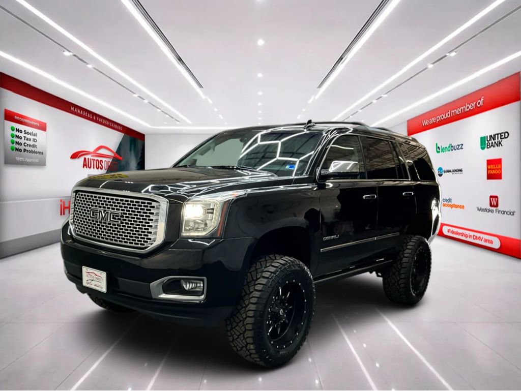 Used 2019 GMC Yukon Denali w/ Denali Ultimate Black Edition image 4