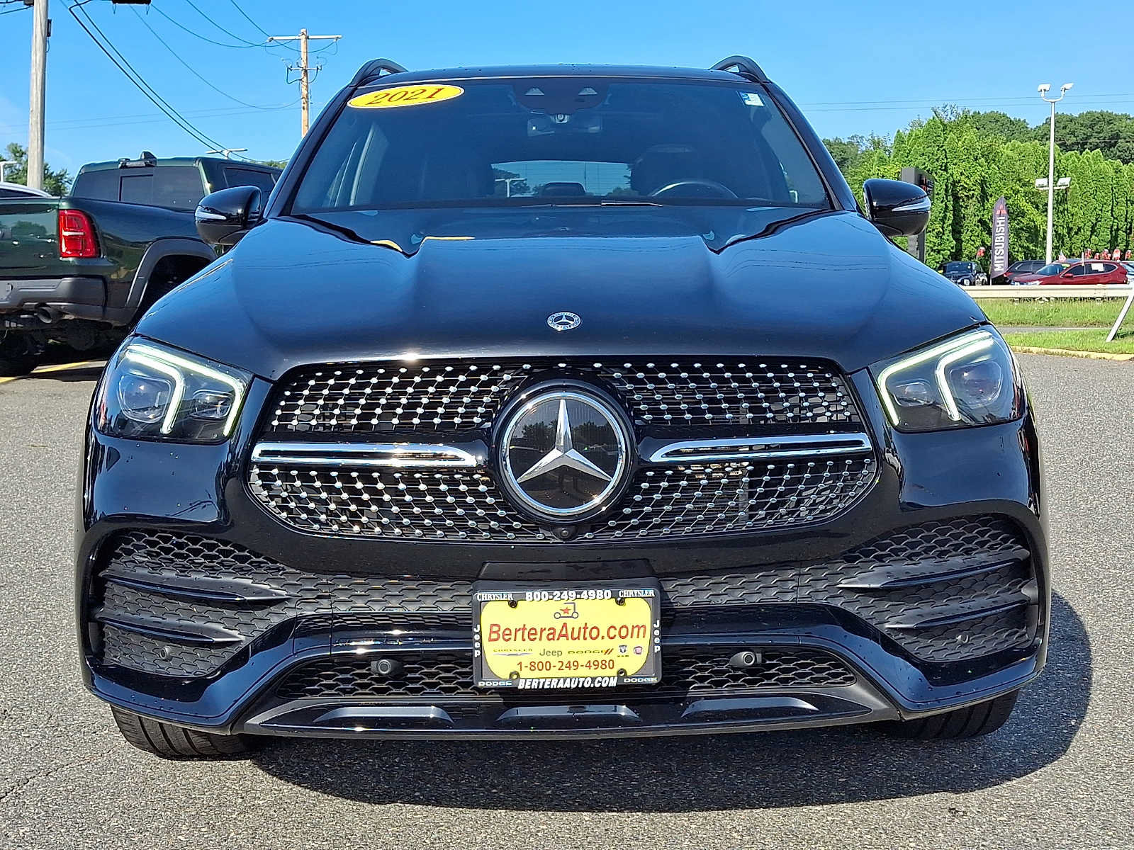 Used 2021 Mercedes-Benz GLE 580 4MATIC image 2