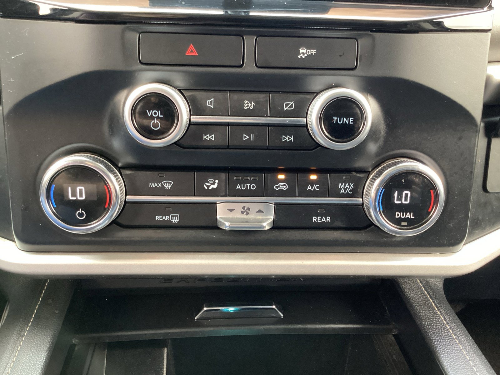 Used 2022 Ford Expedition XLT RWD image 23