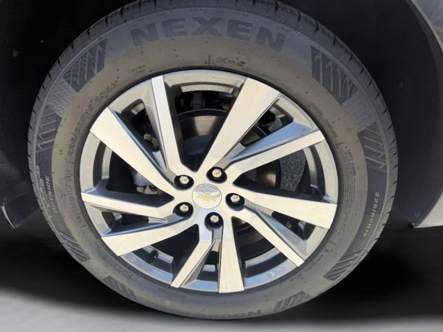 Used 2022 Chevrolet Equinox Premier FWD image 35