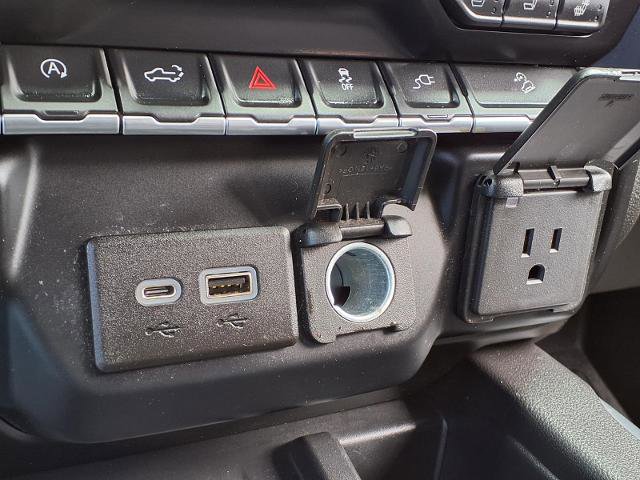 Used 2019 GMC Sierra 1500 AT4 w/ AT4 Premium Package AWD/4WD image 8