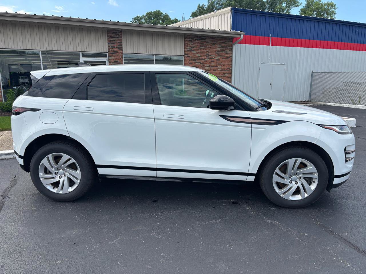 Used 2023 Land Rover Range Rover Evoque R-Dynamic S AWD/4WD image 2