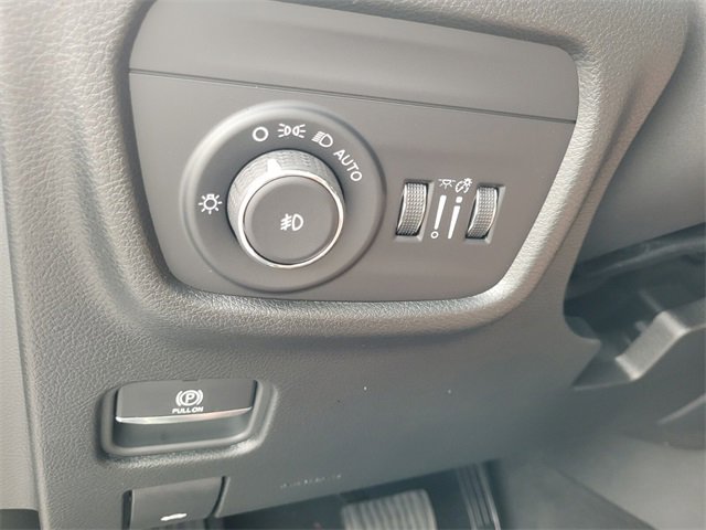 New 2025 Jeep Grand Cherokee Limited image 21