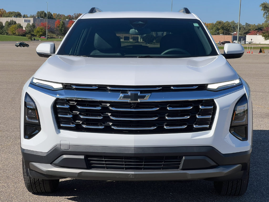 Used 2025 Chevrolet Equinox LT w/ Convenience Package II FWD image 42