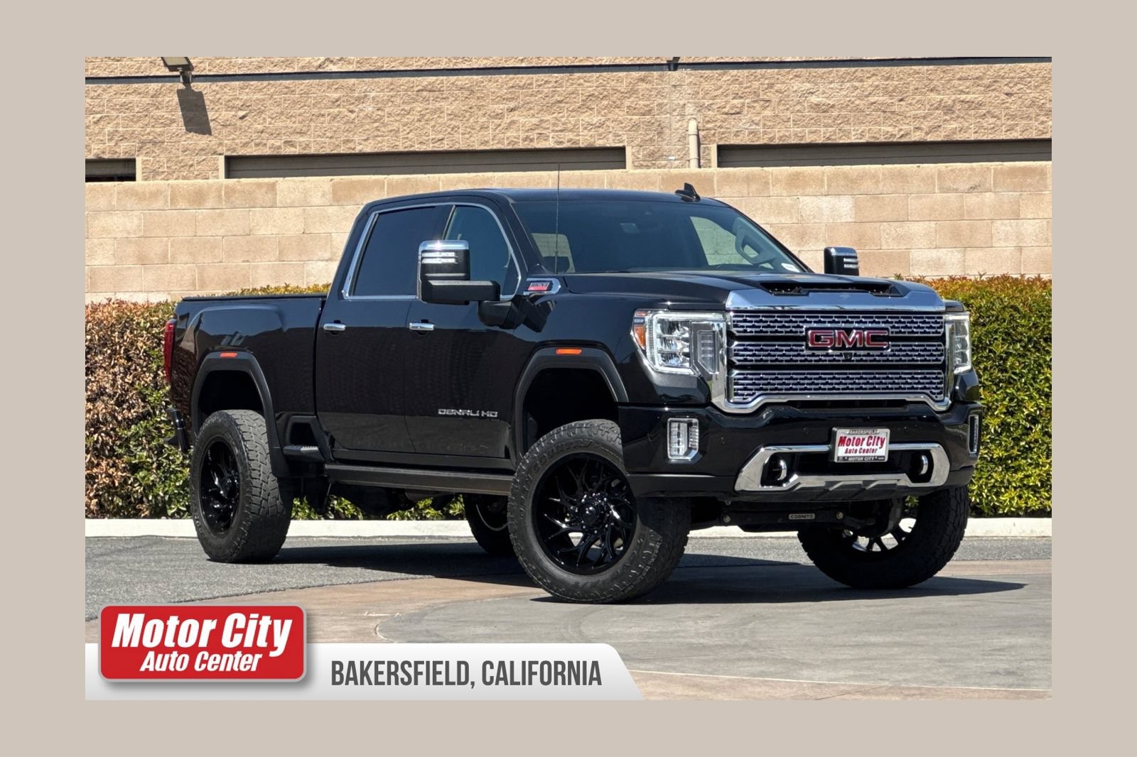 Used 2022 GMC Sierra 2500 Denali w/ Denali Black Diamond Edition
