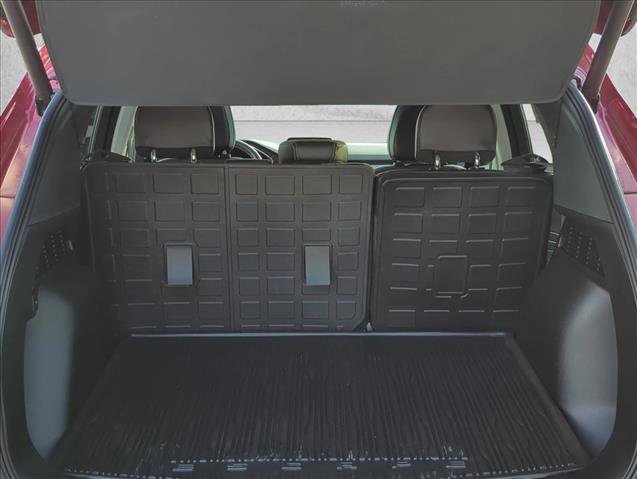 Certified 2021 Ford Escape Titanium w/ Titanium Premium Package image 6