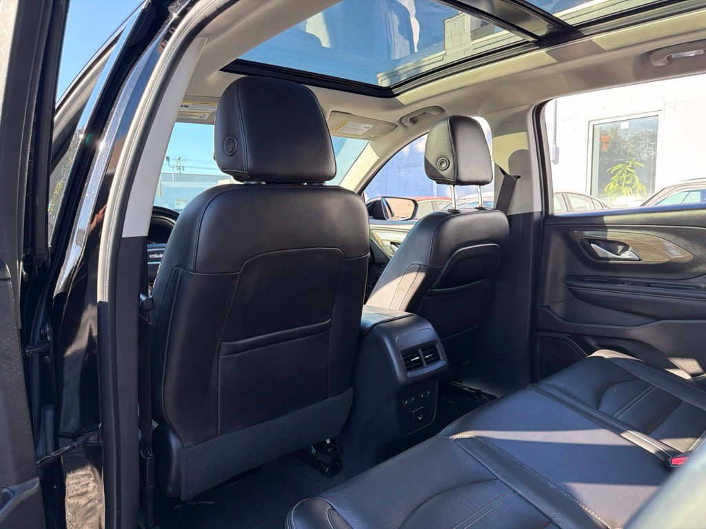 Used 2024 GMC Terrain Denali w/ Black Diamond Edition AWD/4WD image 26