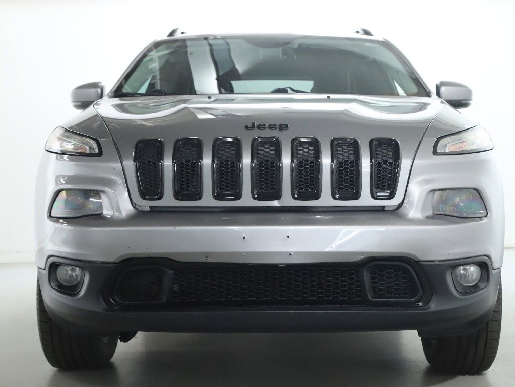 Used 2016 Jeep Cherokee High Altitude w/ Luxury Group AWD/4WD image 5