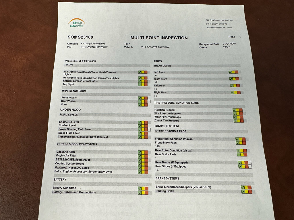 Used 2017 Toyota Tacoma TRD Sport AWD/4WD image 37