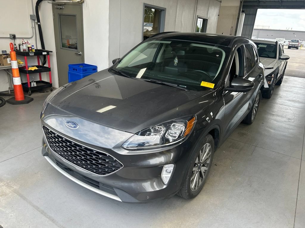 Used 2020 Ford Escape Titanium AWD/4WD image 2