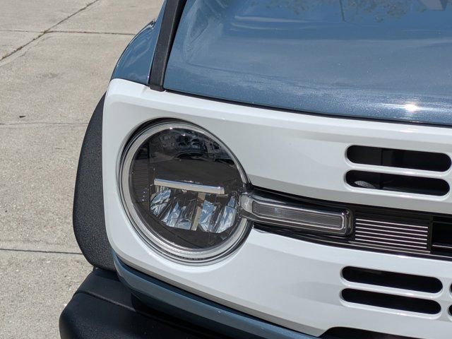 Used 2025 Ford Bronco Heritage Edition AWD/4WD image 9