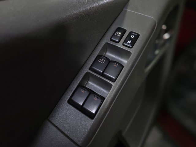 Used 2019 Nissan Frontier SV image 30